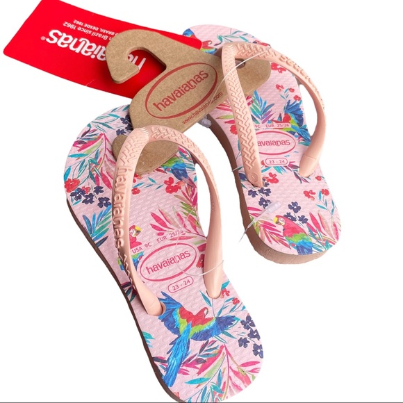 NWT Havaianas Kids Tropical Floral Toucan Pink Ballet Sandal Sz 9C - Picture 1 of 5